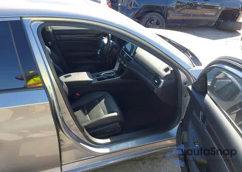 2019 Honda Accord Touring 2.0T z USA, uszkodzony, nr VIN 1HGCV2F98KA030622